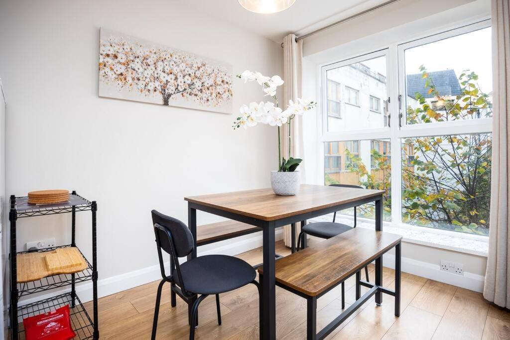 Chic 2Br In Temple Bar-5 Min Walk To Dublin Castle Apartment Exterior photo